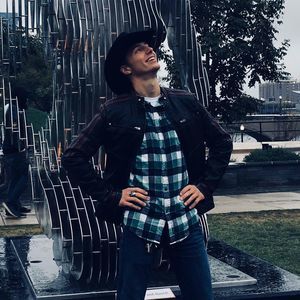 Meet your Posher, Anthony